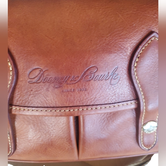 Dooney & Bourke Florentine Ellie Leather Crossbody Bag In Natural - Picture 2 of 16